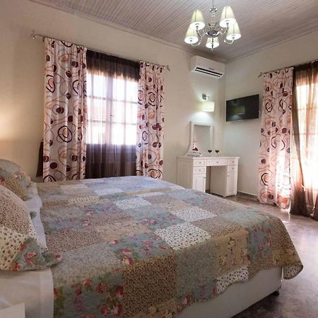Villa Zapphira Peritheia Corfu Bagian luar foto