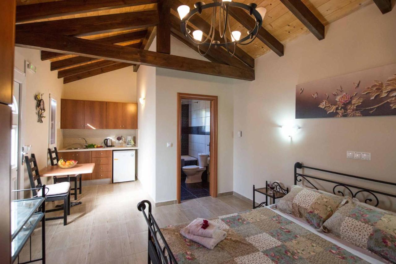 Villa Zapphira Peritheia Corfu Bagian luar foto
