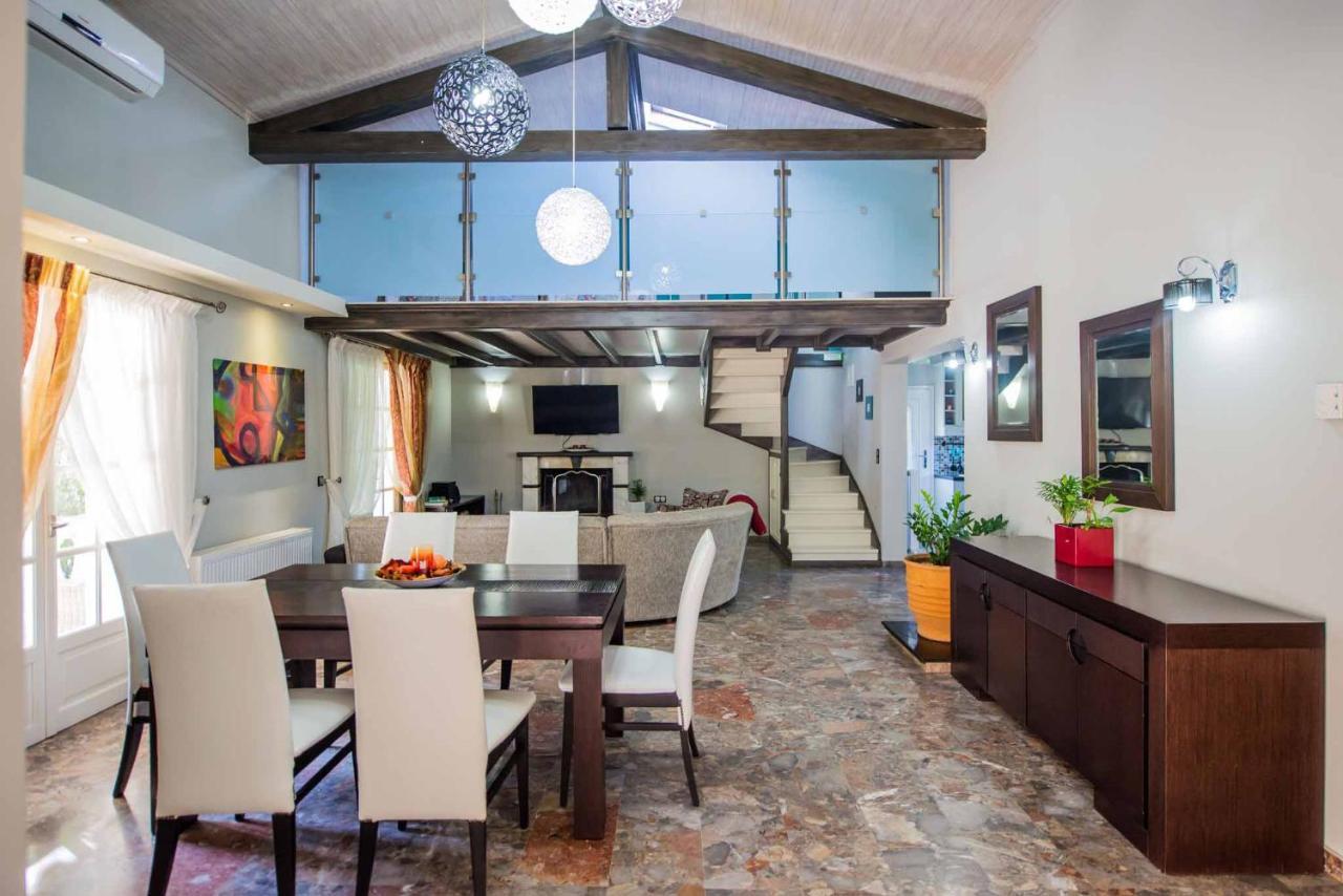 Villa Zapphira Peritheia Corfu Bagian luar foto