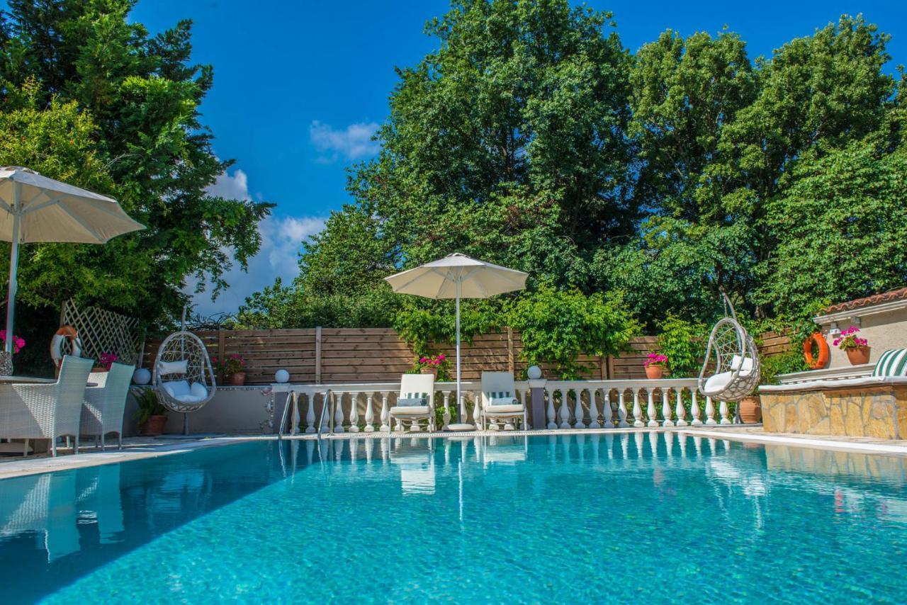 Villa Zapphira Peritheia Corfu Bagian luar foto