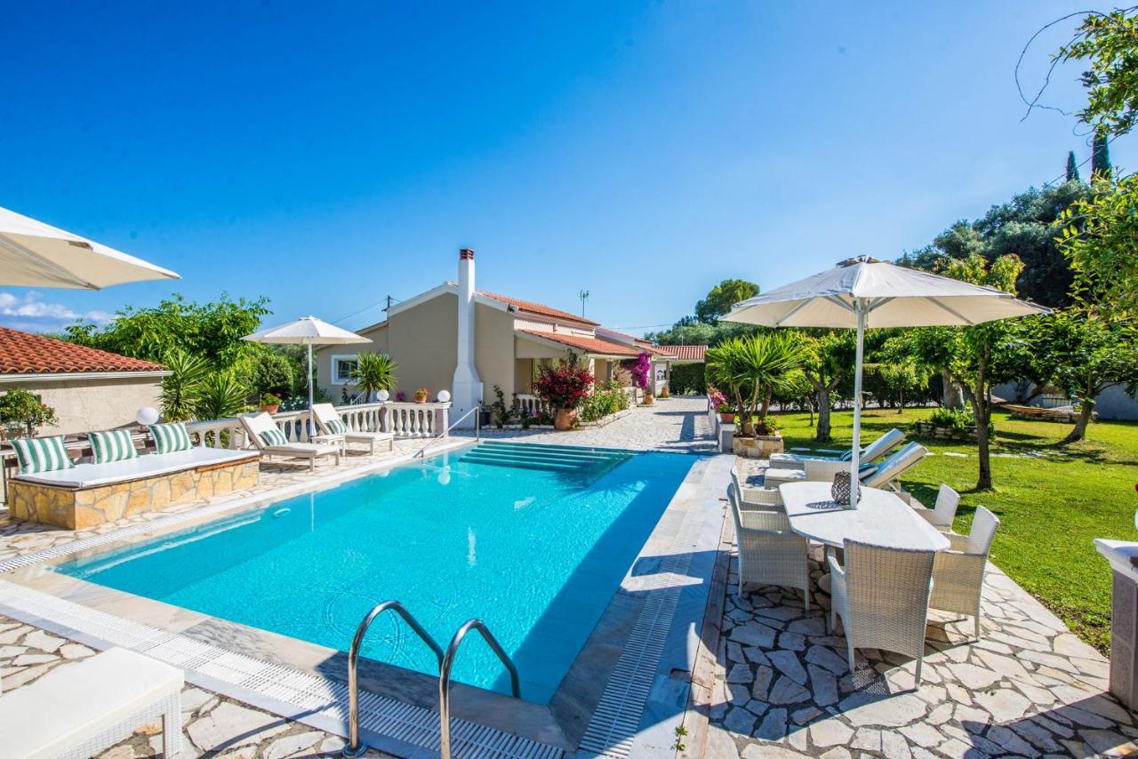 Villa Zapphira Peritheia Corfu Bagian luar foto