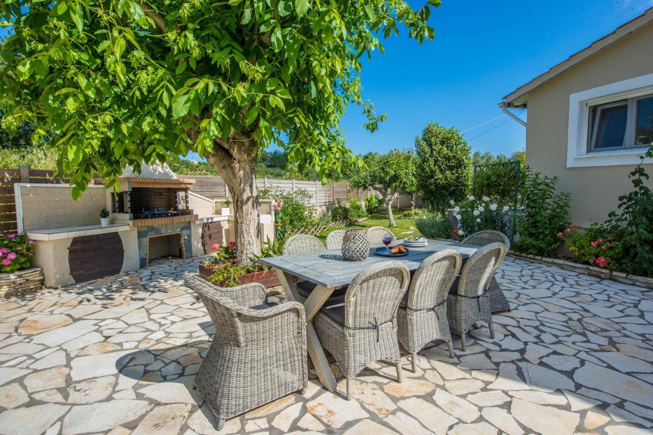 Villa Zapphira Peritheia Corfu Bagian luar foto