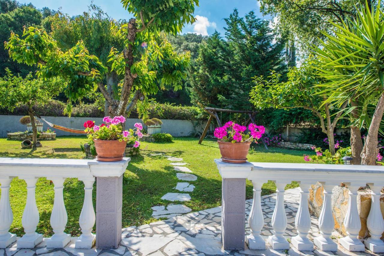Villa Zapphira Peritheia Corfu Bagian luar foto